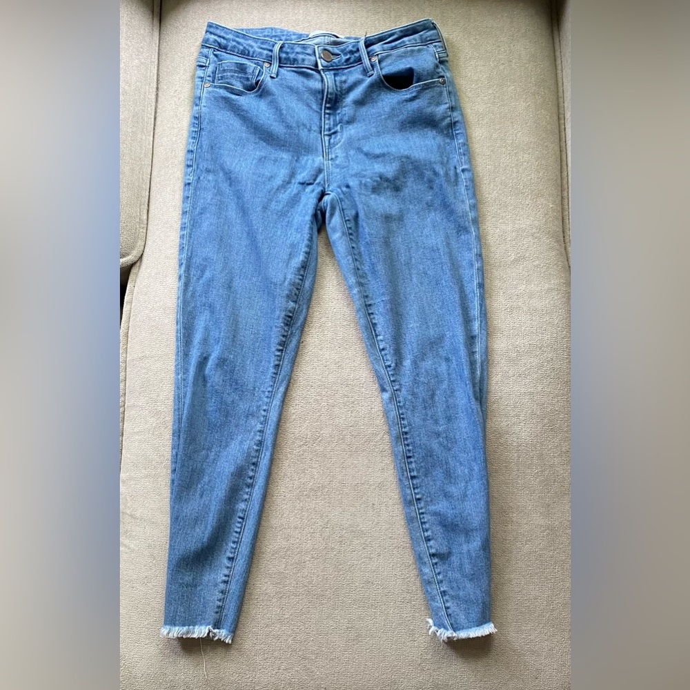 Parker Smith women’s skinny jeans size 28 light blue